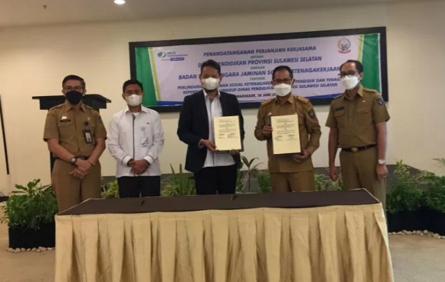 Penandatanganan kerjasama antara pihak BPJS Ketenagakerjaan Cabang Makassar