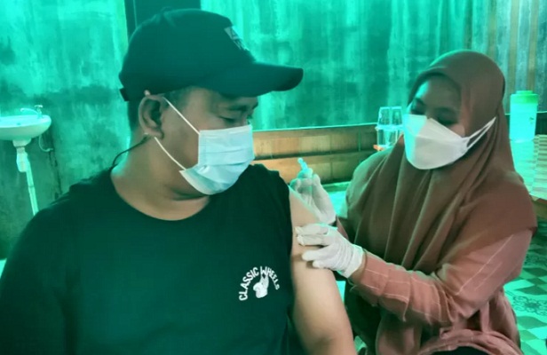 Pelaksanaan vaksinasi COVID-19 kepada masyarakat di Kota Makassar, Sulsel