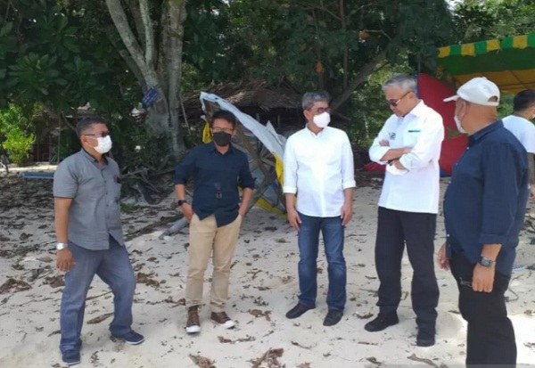 Suasana di kawasan lokasi desa di Minahasa Utara yang merupakan lahan yang melintasi perkebunan PTPN XIV